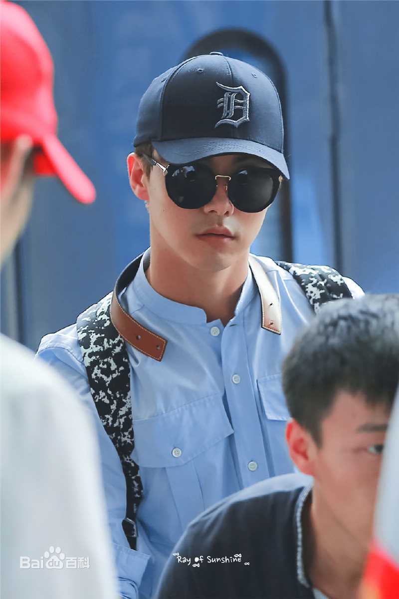 马天宇(Ray Ma)机场照3性感图片图集