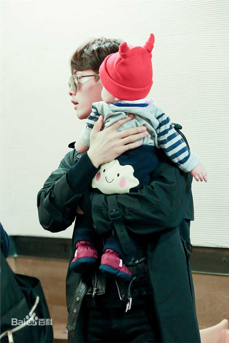 马天宇(Ray Ma)机场照3性感图片图集