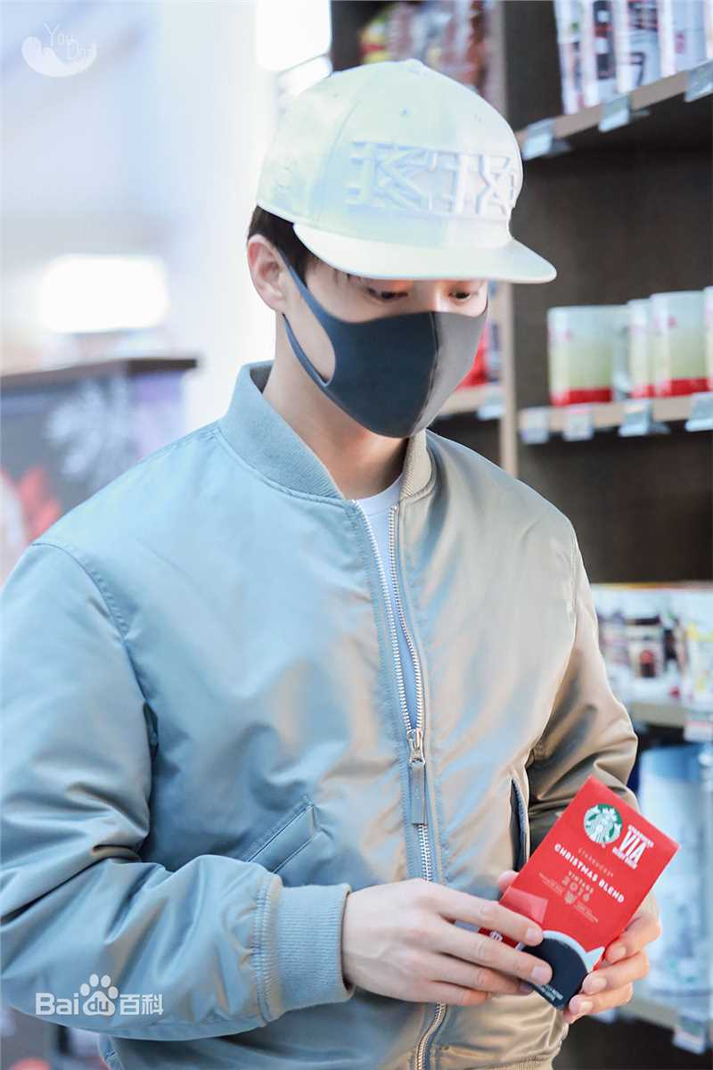 马天宇(Ray Ma)机场照3性感图片图集