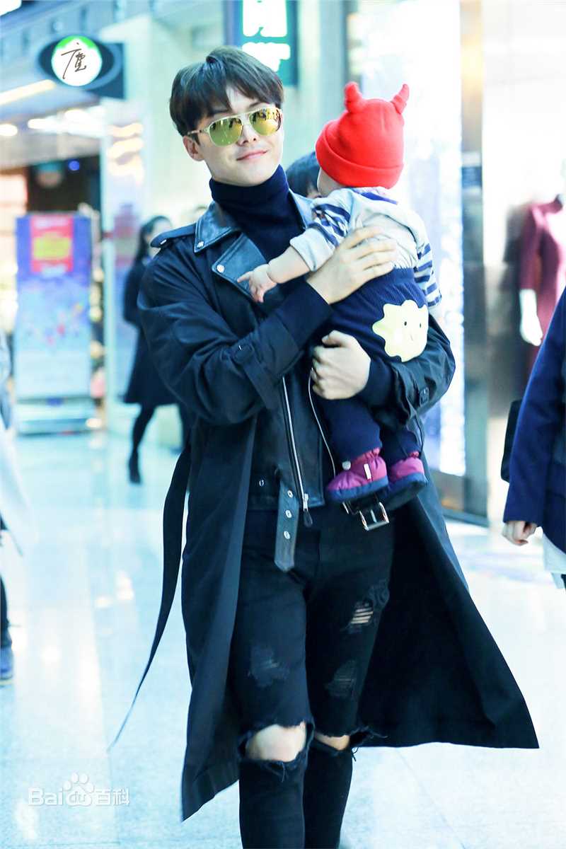 马天宇(Ray Ma)机场照3性感图片图集