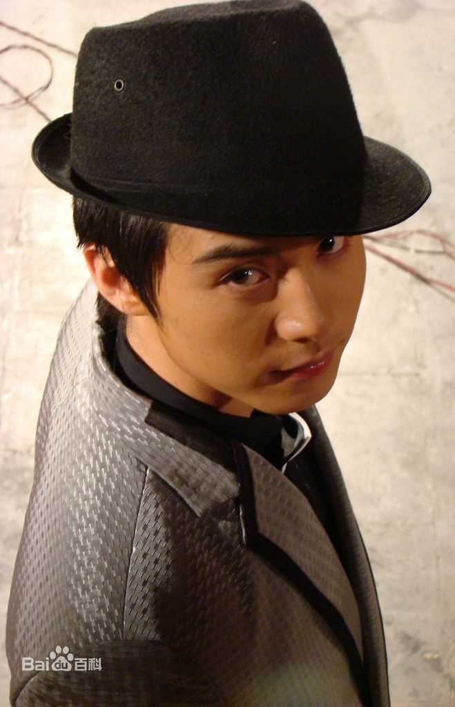 最新马天宇(Ray Ma)在专辑《飞》中的壁纸