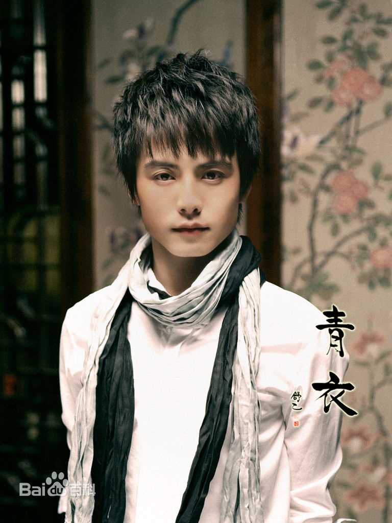 最新马天宇(Ray Ma)在专辑《飞》中的壁纸