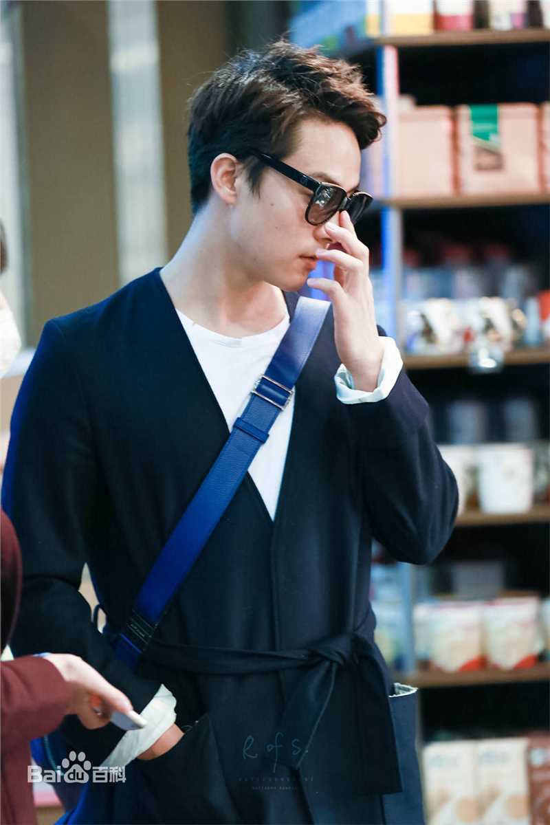 马天宇(Ray Ma)机场图生活照相册