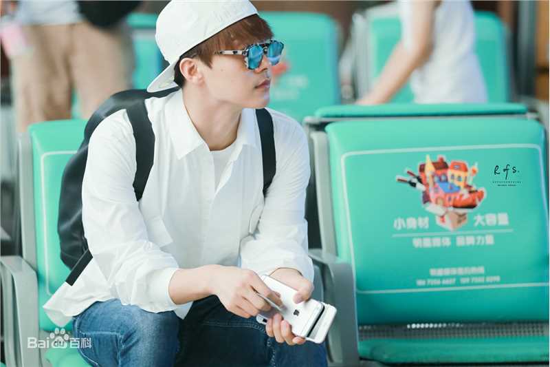 马天宇(Ray Ma)机场图生活照相册