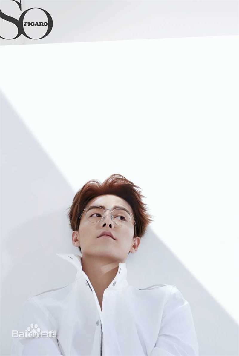 最新马天宇(Ray Ma)在《精品购物指南》中的图集