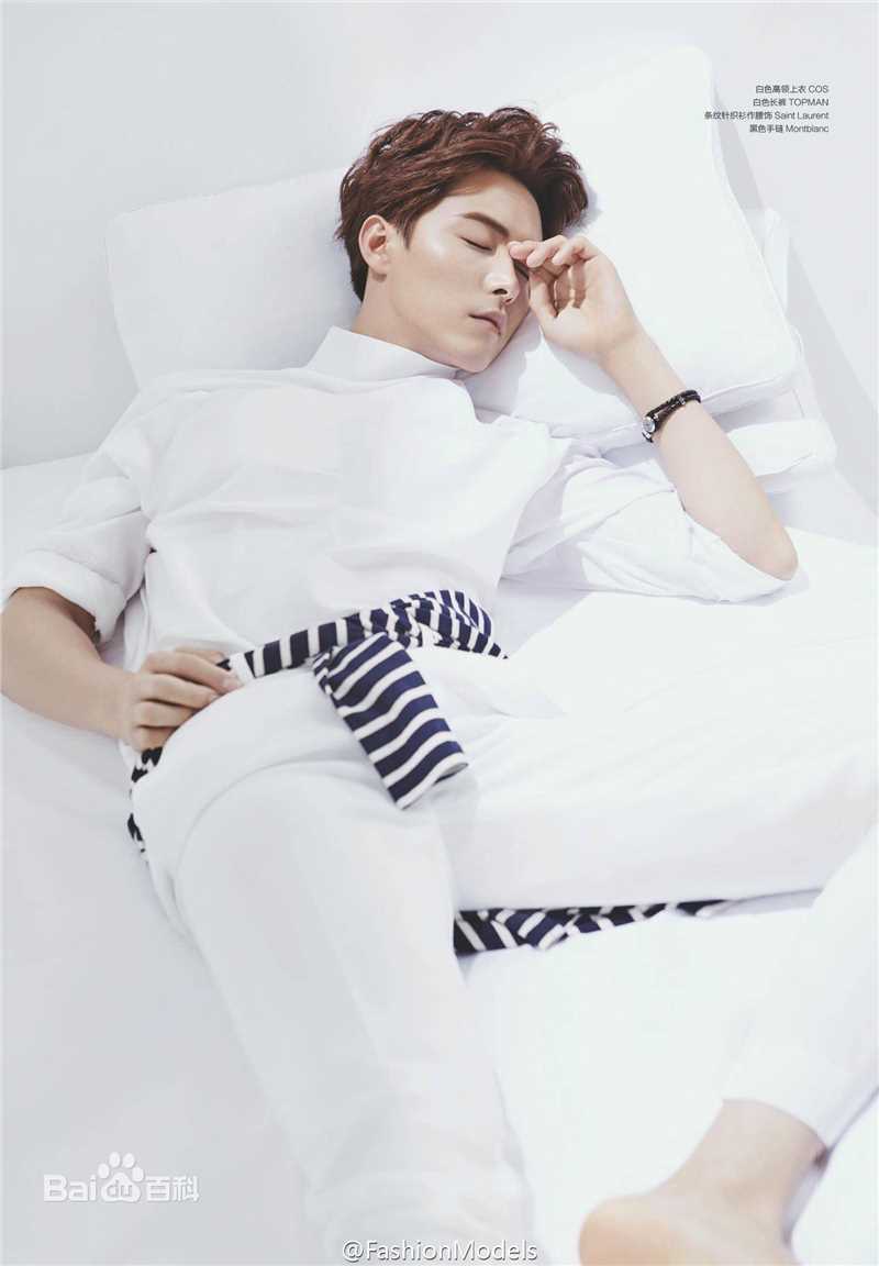 最新马天宇(Ray Ma)在《精品购物指南》中的图集