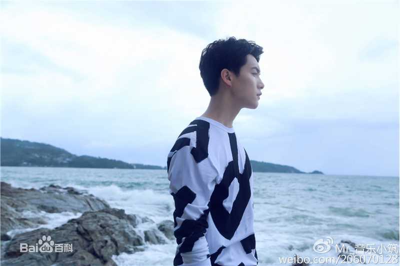 最新马天宇(Ray Ma)在EP《手花》中的图集