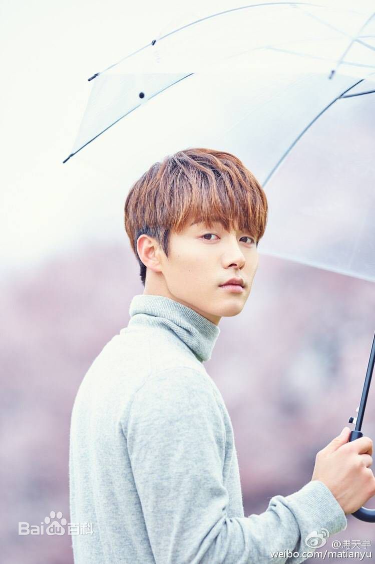 精选马天宇(Ray Ma)在《我本浪人》中的图册