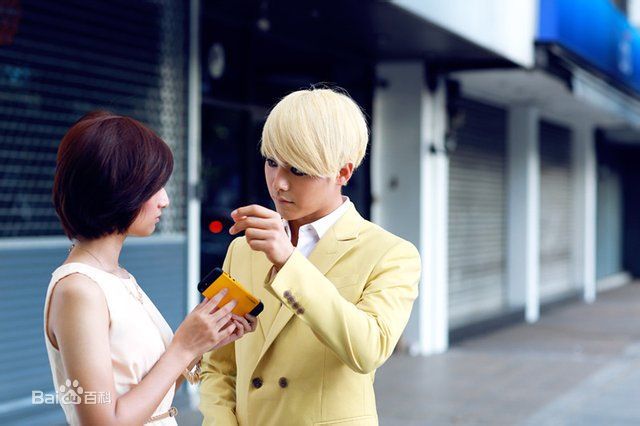 高清马天宇(Ray Ma)在专辑《世界之外》中的图册