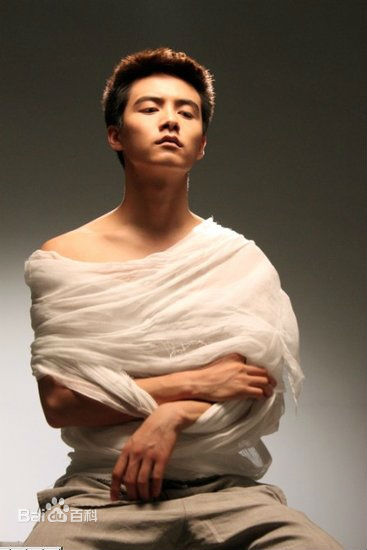 高清马天宇(Ray Ma)在专辑《世界之外》中的图册