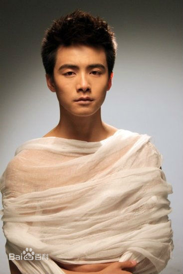 高清马天宇(Ray Ma)在专辑《世界之外》中的图册