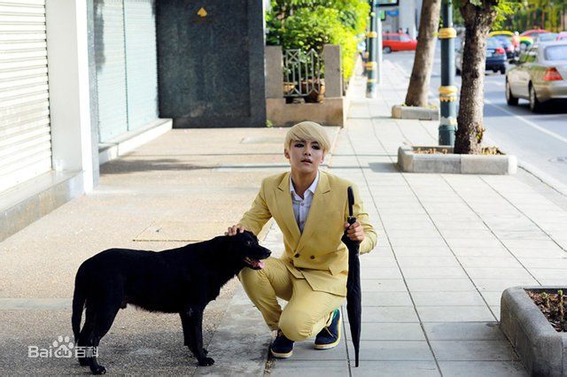 高清马天宇(Ray Ma)在专辑《世界之外》中的图册