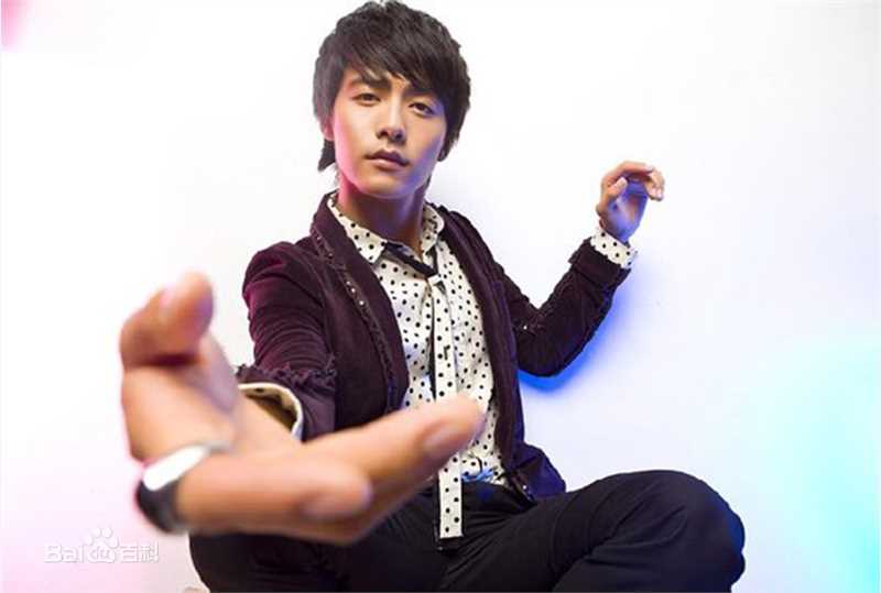 最全马天宇(Ray Ma)在专辑《自言自宇》中的壁纸