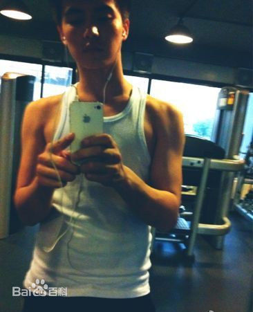 马天宇(Ray Ma)的个人图册壁纸壁纸