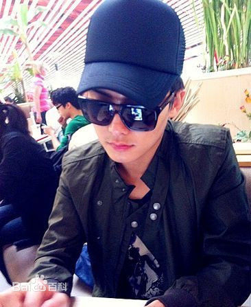 马天宇(Ray Ma)的个人图册壁纸壁纸