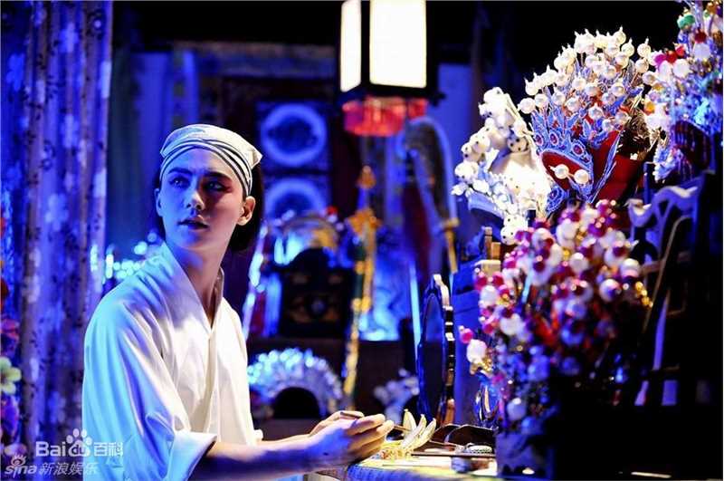 最新马天宇(Ray Ma)在《怪侠一枝梅》饰贺小梅中的壁纸