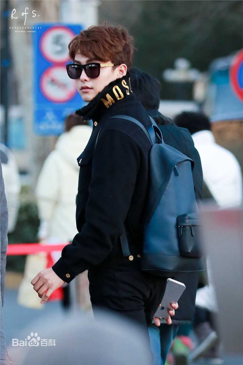 马天宇(Ray Ma)2016春晚图片图册