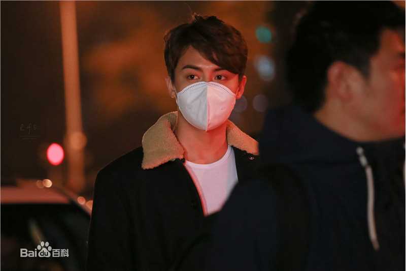 马天宇(Ray Ma)2016春晚图片图册