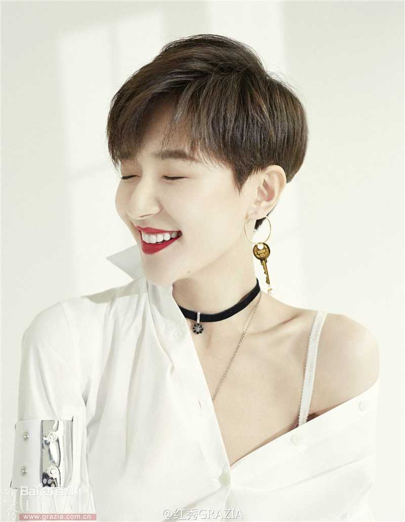 焦俊艳杂志拍摄