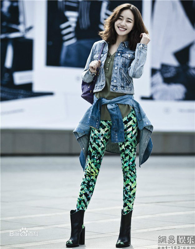 焦俊艳杂志拍摄