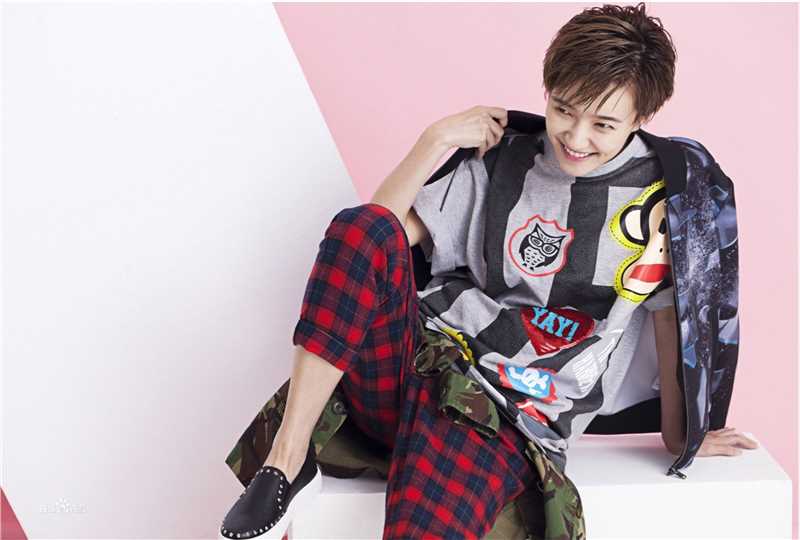 焦俊艳杂志拍摄