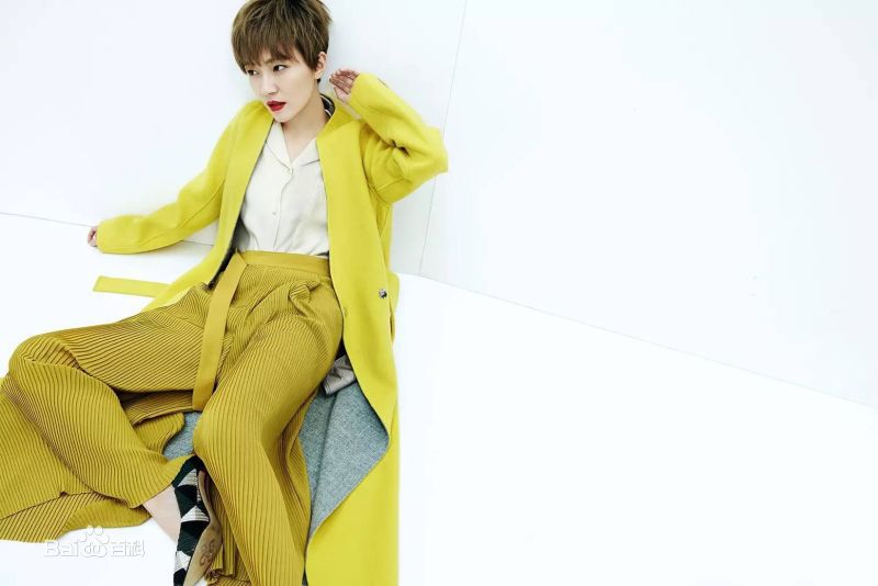 焦俊艳杂志拍摄