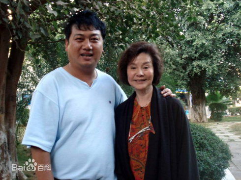 《军礼》《依靠》