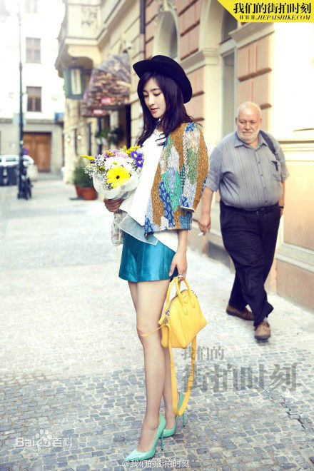 王丽坤(Claudia)布拉格街拍素颜照相册