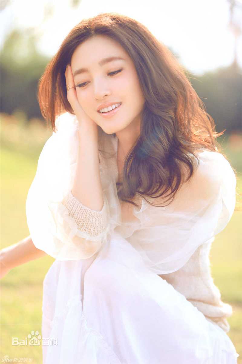 王丽坤(Claudia)生活照