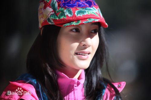 精选王丽坤(Claudia)在2012年《北京青年》饰演 任知了中的图册