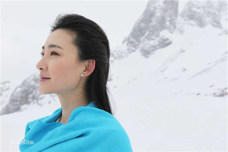 精选王丽坤(Claudia)在2012年《北京青年》饰演 任知了中的图册