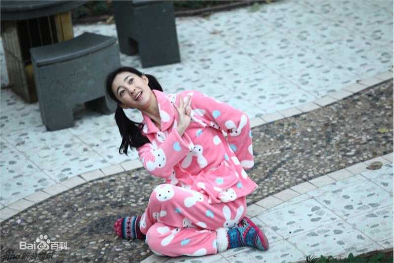 精选王丽坤(Claudia)在2012年《北京青年》饰演 任知了中的图册