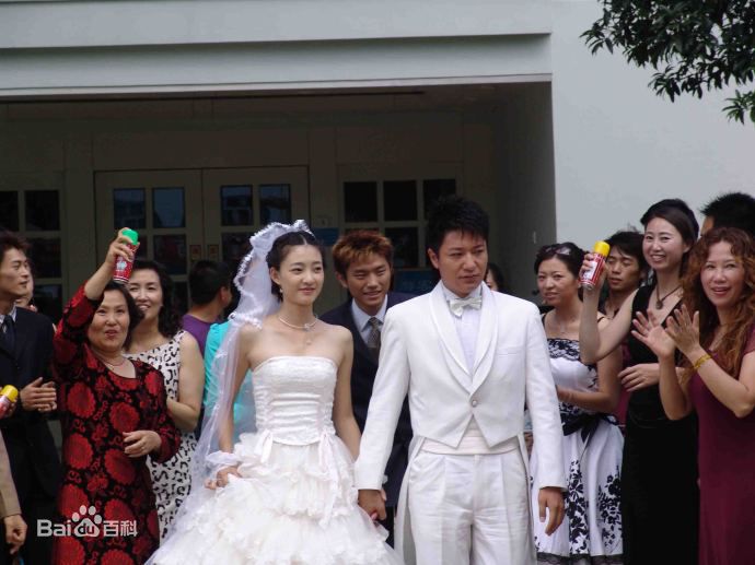 王丽坤(Claudia)在2006年《爱就爱了》饰演张天玉中的