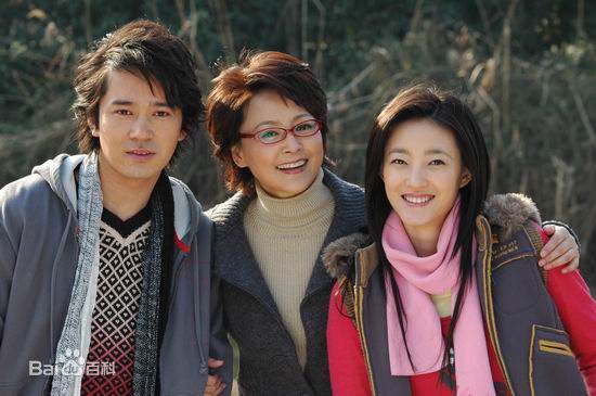 高清王丽坤(Claudia)在2008年电影《八十一格》饰演胡燕婷中的图集