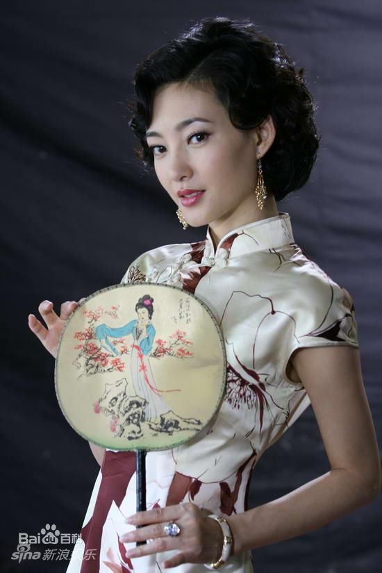 最全王丽坤(Claudia)在2010年《迷案—1937》分饰李梦露、李梦珠中的相册