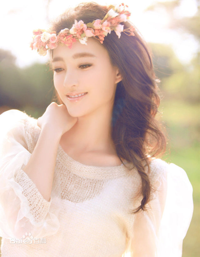 最优质王丽坤(Claudia)生活照