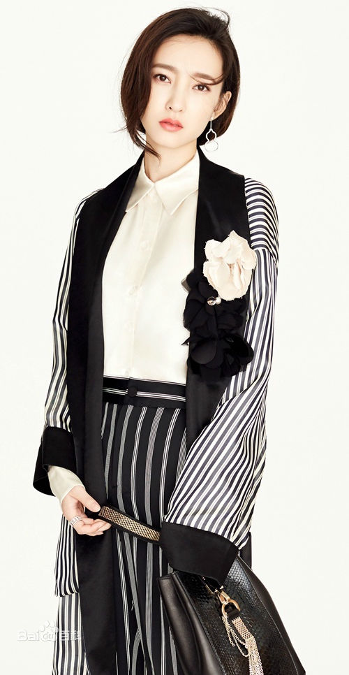 最优质王丽坤(Claudia)生活照