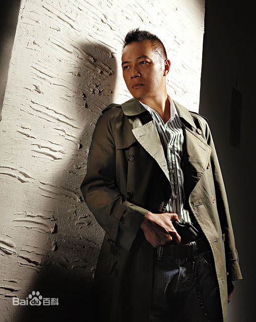 最新张兆辉(Eddie、Cheung Siu Fai)在《连环局》智叔中的壁纸