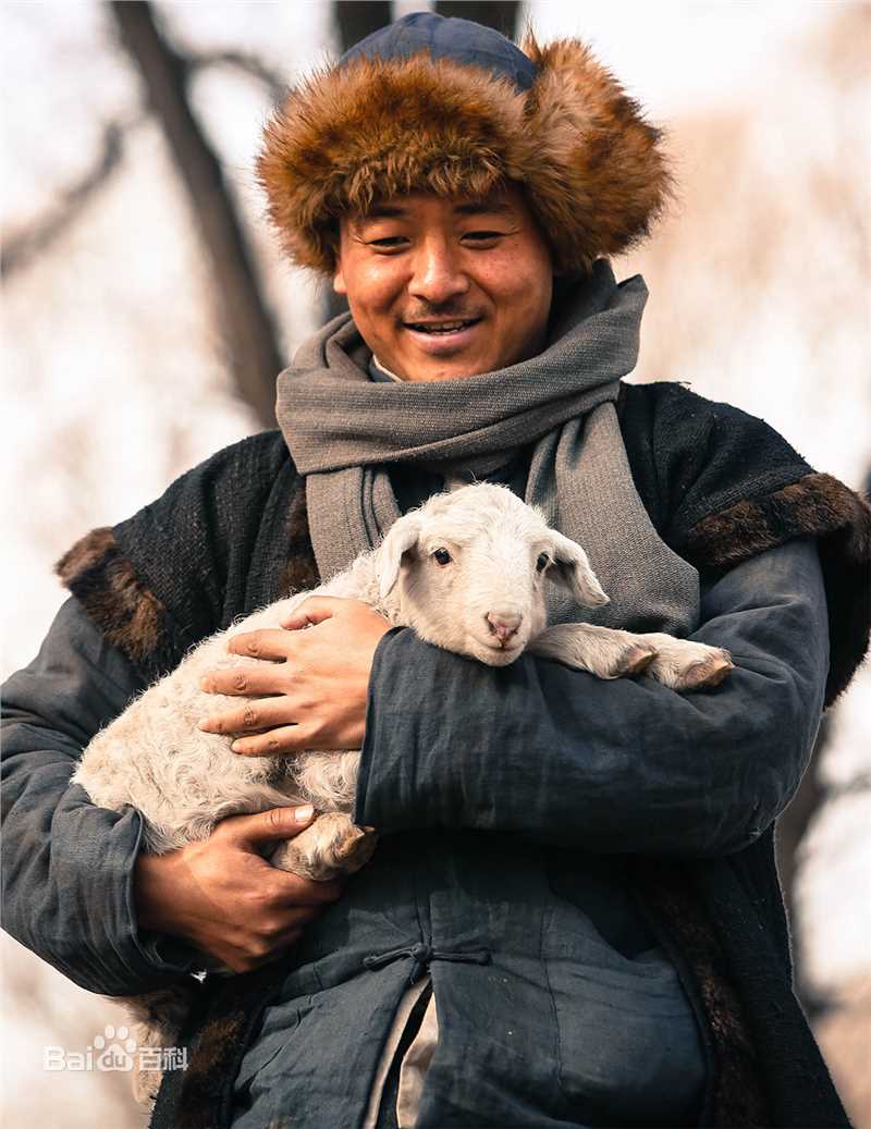 《区小队》剧照