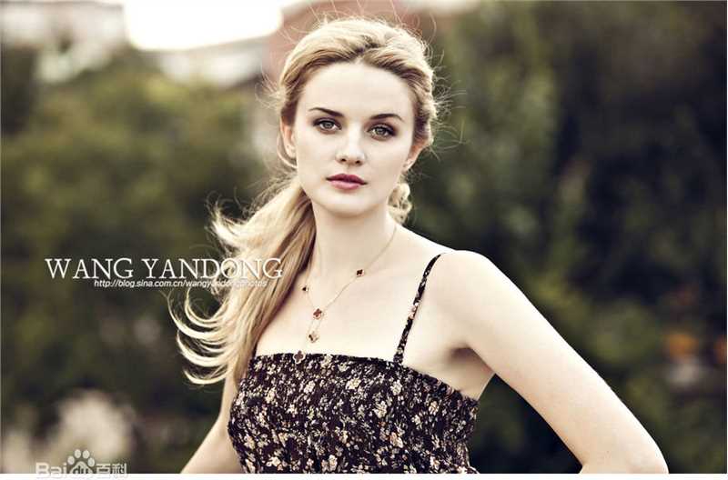 伊莉莎(Irina Kaptelova（英语）、Ирина Каптелова（俄语）)前后照片