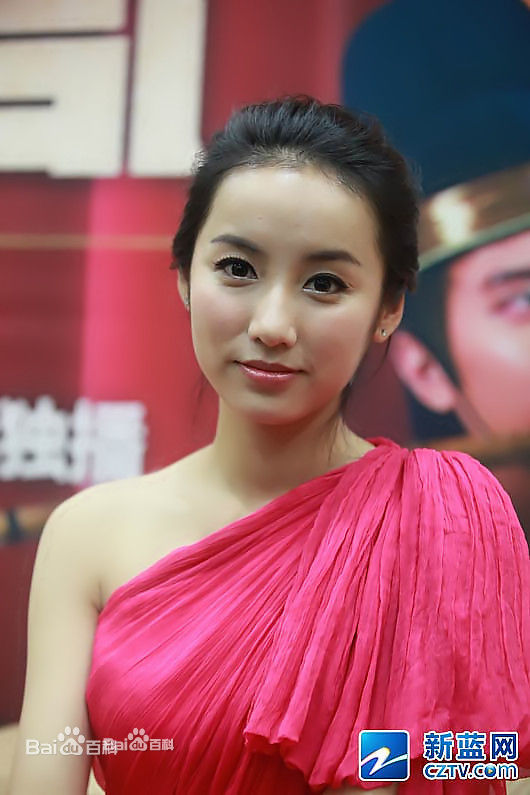 吕一(Coco)活动图集素颜照相册