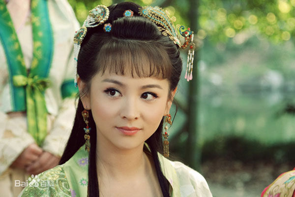 邓莎(Deng Sha)在《黛玉传》薛宝钗中的