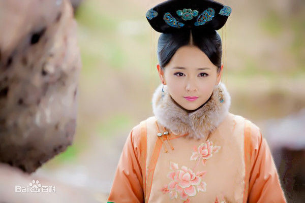 邓莎(Deng Sha)在《美人无泪》小玉儿中的