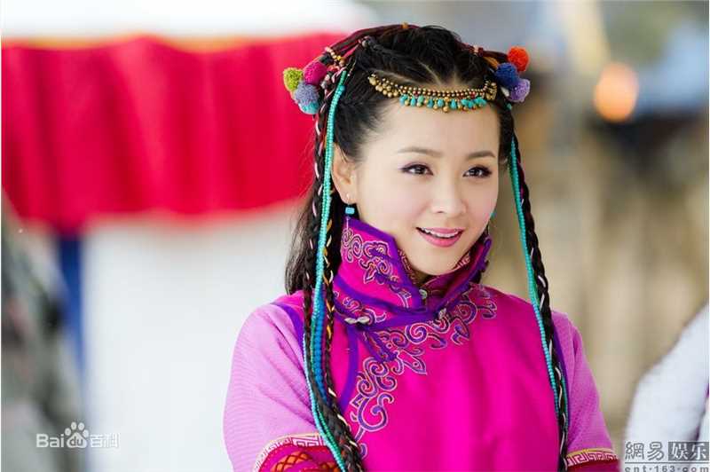 邓莎(Deng Sha)在《美人无泪》小玉儿中的