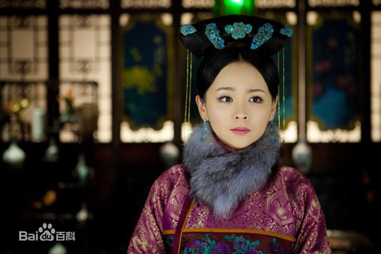 邓莎(Deng Sha)在《美人无泪》小玉儿中的