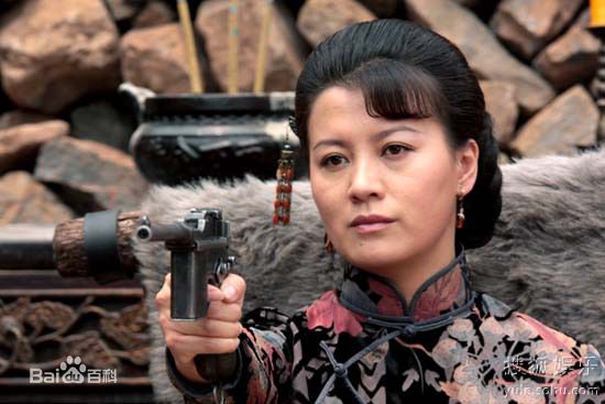 2011年《两个女匪王》剧照