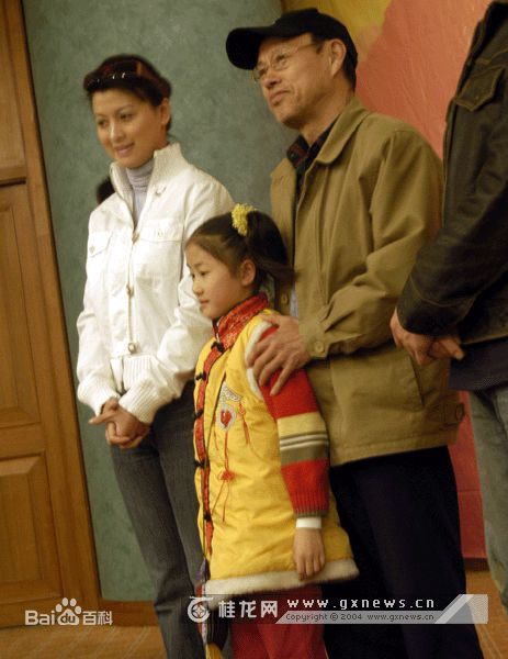 2004年《我们的父亲》宣传照