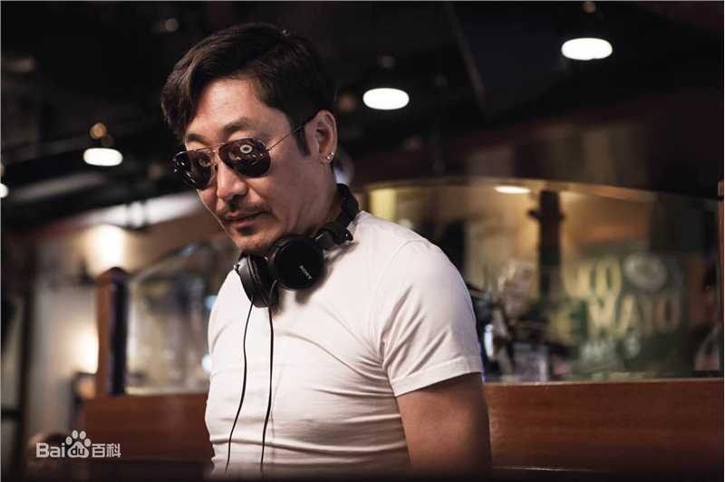 最新麦咏麟(Wing-Lun Mak)壁纸