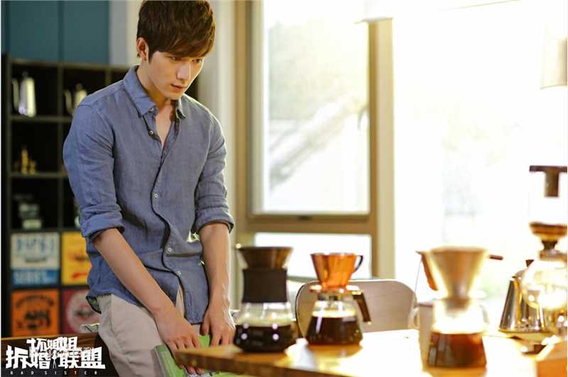 最新陈学冬(Cheney Chen)在《坏姐姐之拆婚联盟》饰 黄一峰中的壁纸