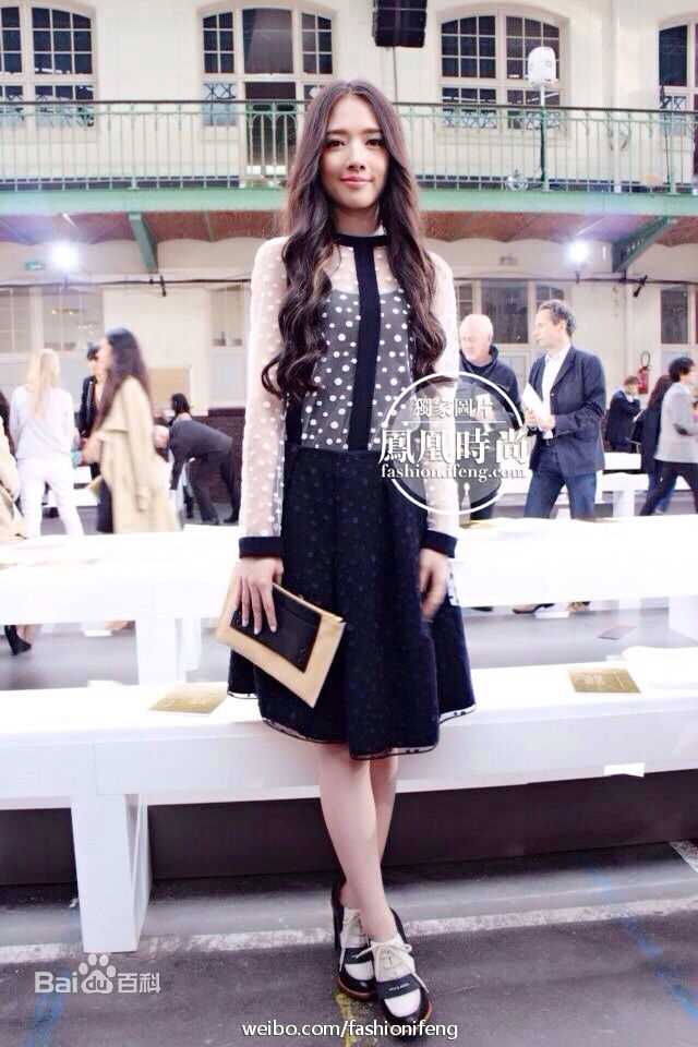 郭碧婷(Bea Hayden)参与社会活动性感图片图集